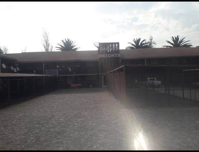 2 BEDROOM APARTMENT FOR SALE IN CROWN GARDENS